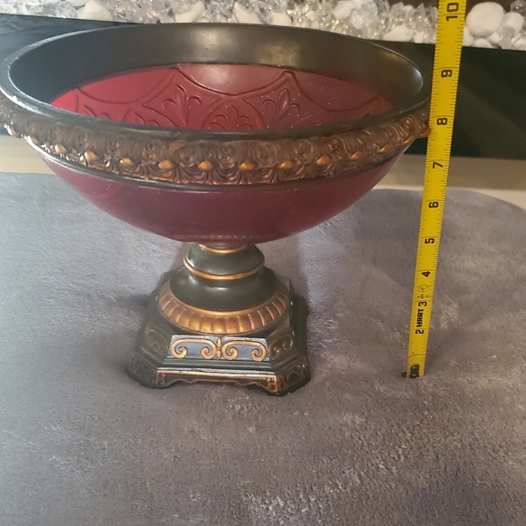 Artisian Deco Bowl with (3) Embossed Orb Balls - Set - Picture 3 of 11